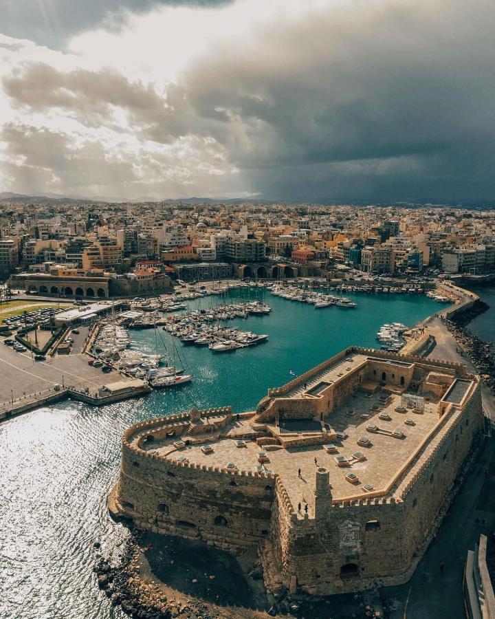 Minos By Agora Luxury Apartments In The Heart Of Heraklion Екстер'єр фото