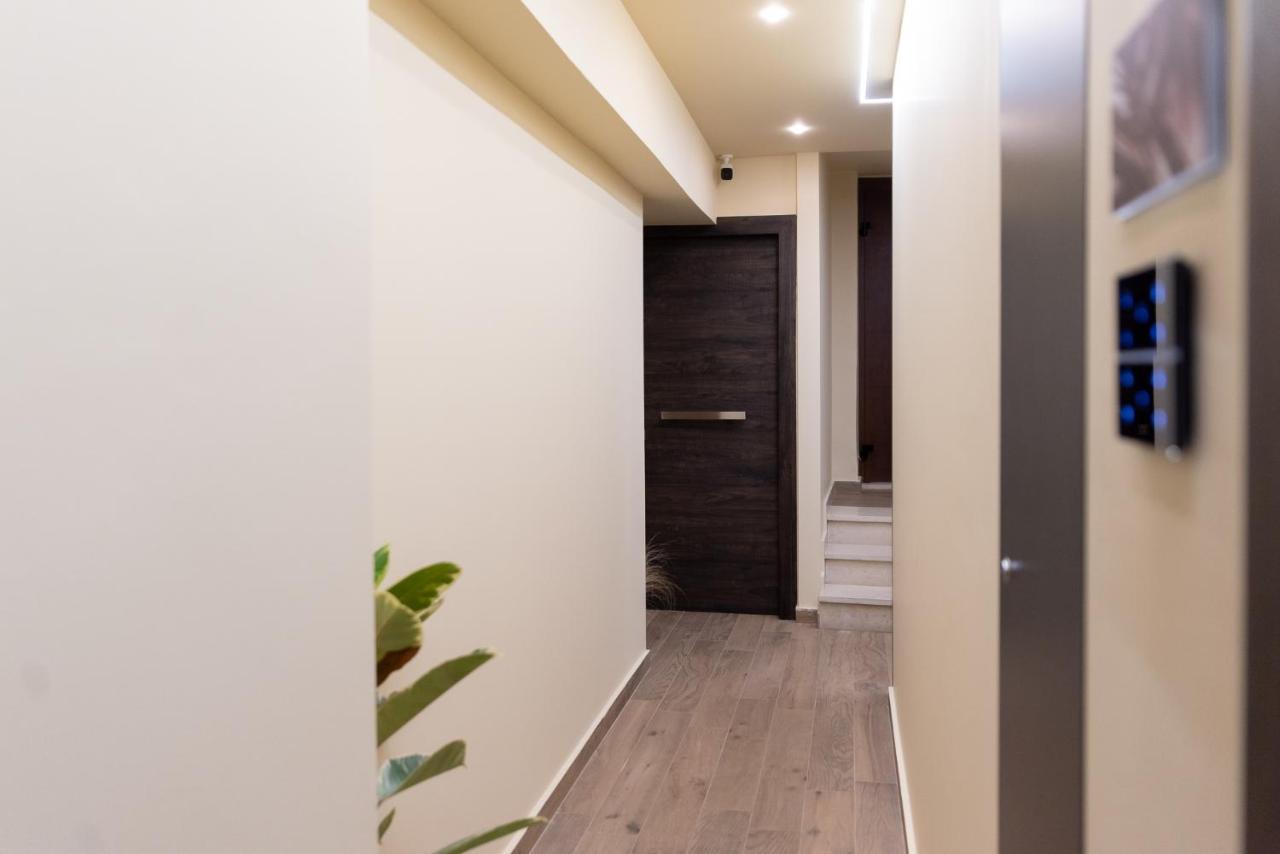 Minos By Agora Luxury Apartments In The Heart Of Heraklion Екстер'єр фото